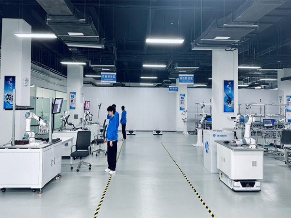 中奕科技攜手岳信，IP56X 砂塵試驗箱開啟產(chǎn)品防塵新征程
